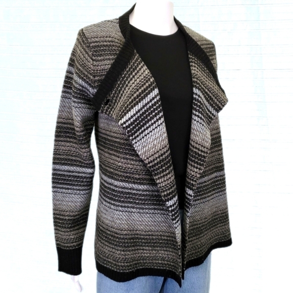 WOOLRICH Lambswool Cardigan Sweater Jacket Black/Grey/Cream Pattern Women's M - Picture 2 of 9